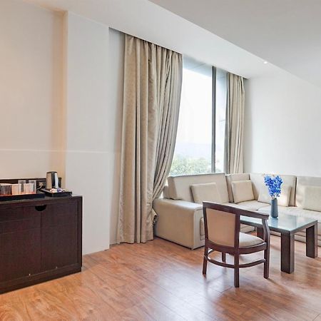 Townhouse Oak Agra Near Sultanganj Puliya Formerly Bb Grand Экстерьер фото