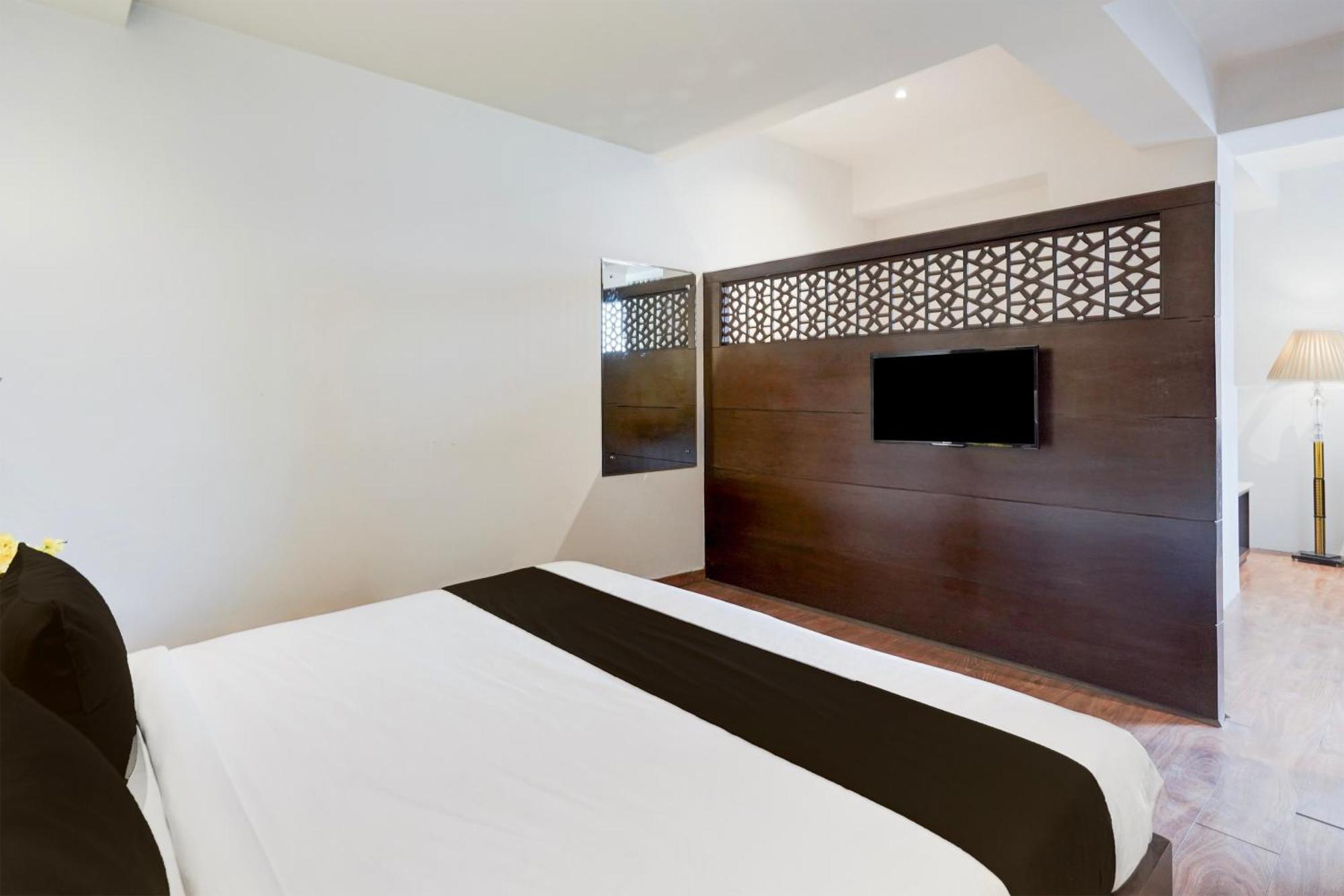 Townhouse Oak Agra Near Sultanganj Puliya Formerly Bb Grand Экстерьер фото
