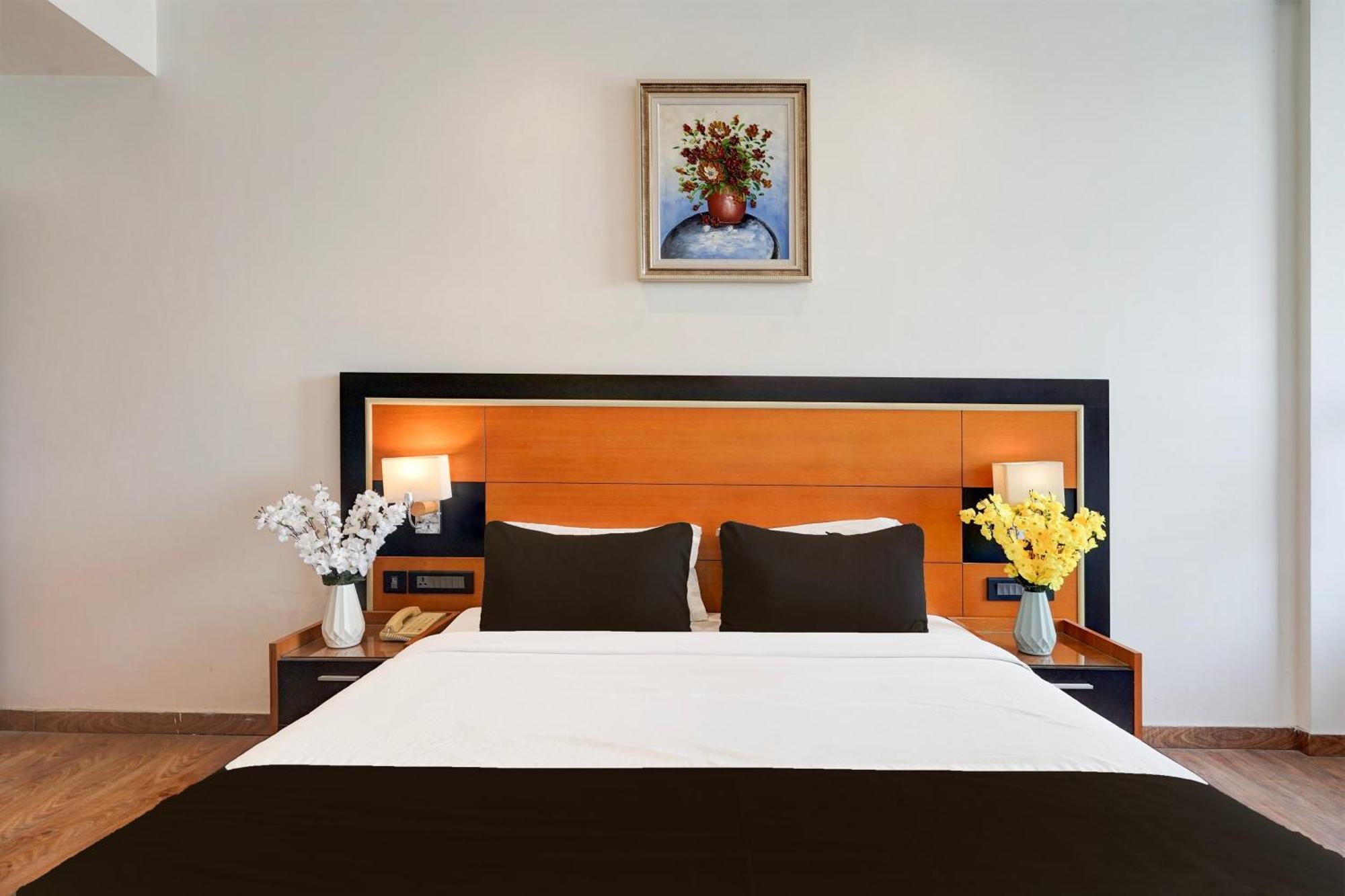 Townhouse Oak Agra Near Sultanganj Puliya Formerly Bb Grand Экстерьер фото