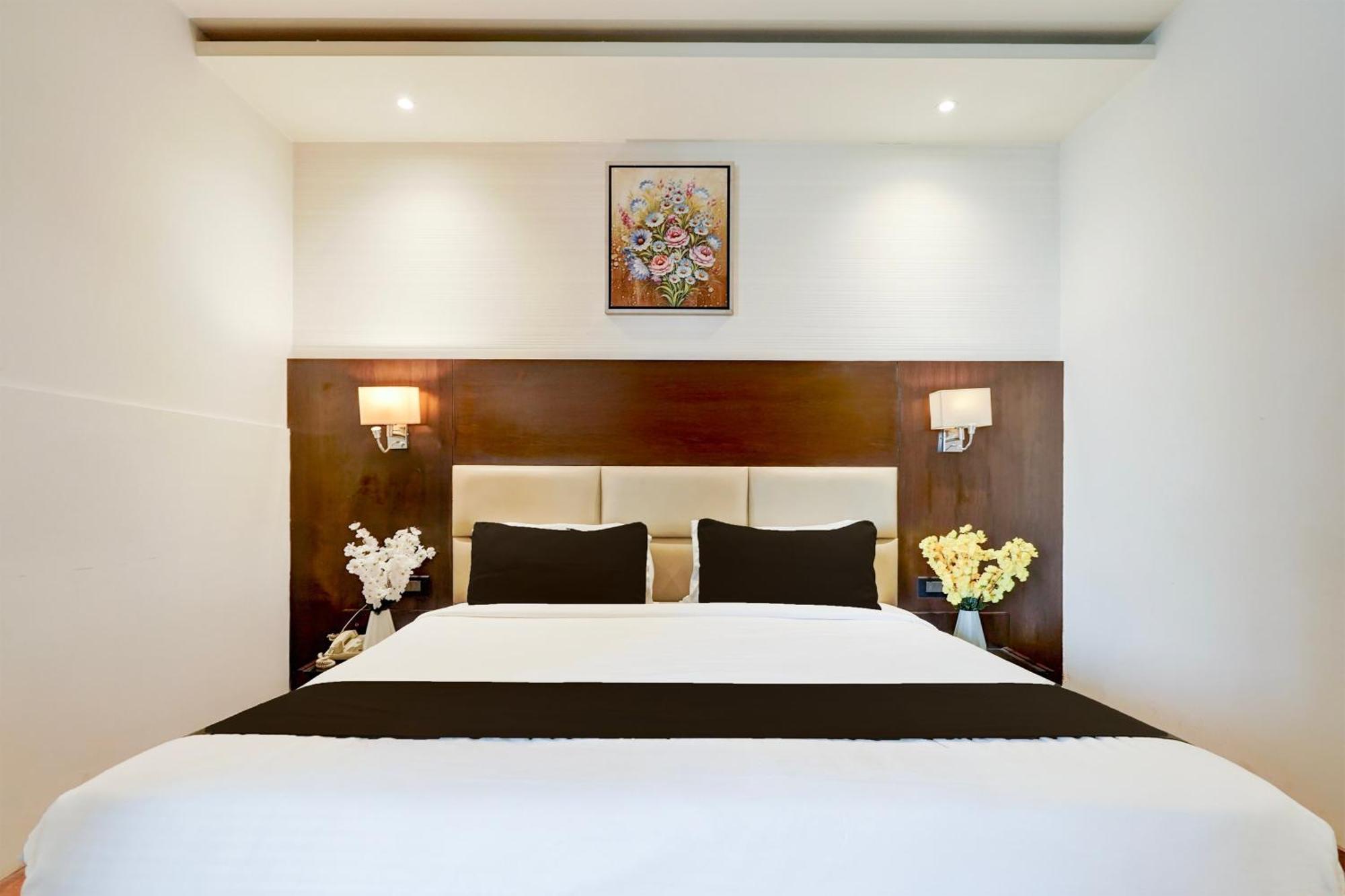 Townhouse Oak Agra Near Sultanganj Puliya Formerly Bb Grand Экстерьер фото